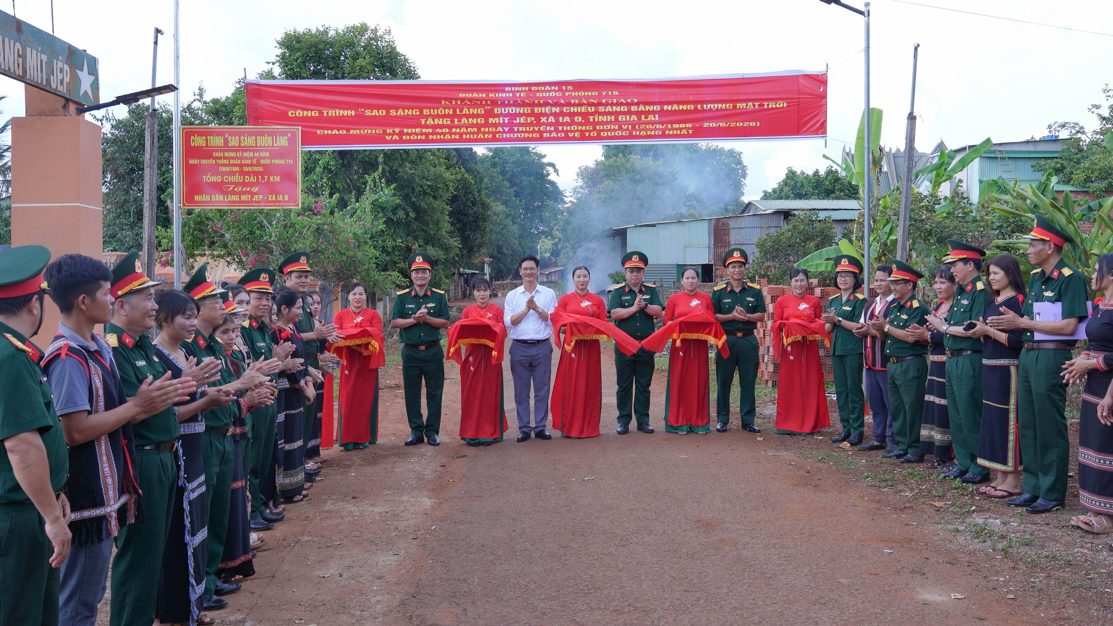 Đoàn KT-QP 715: Những công trình thiết thực chào mừng 40 năm Ngày truyền thống