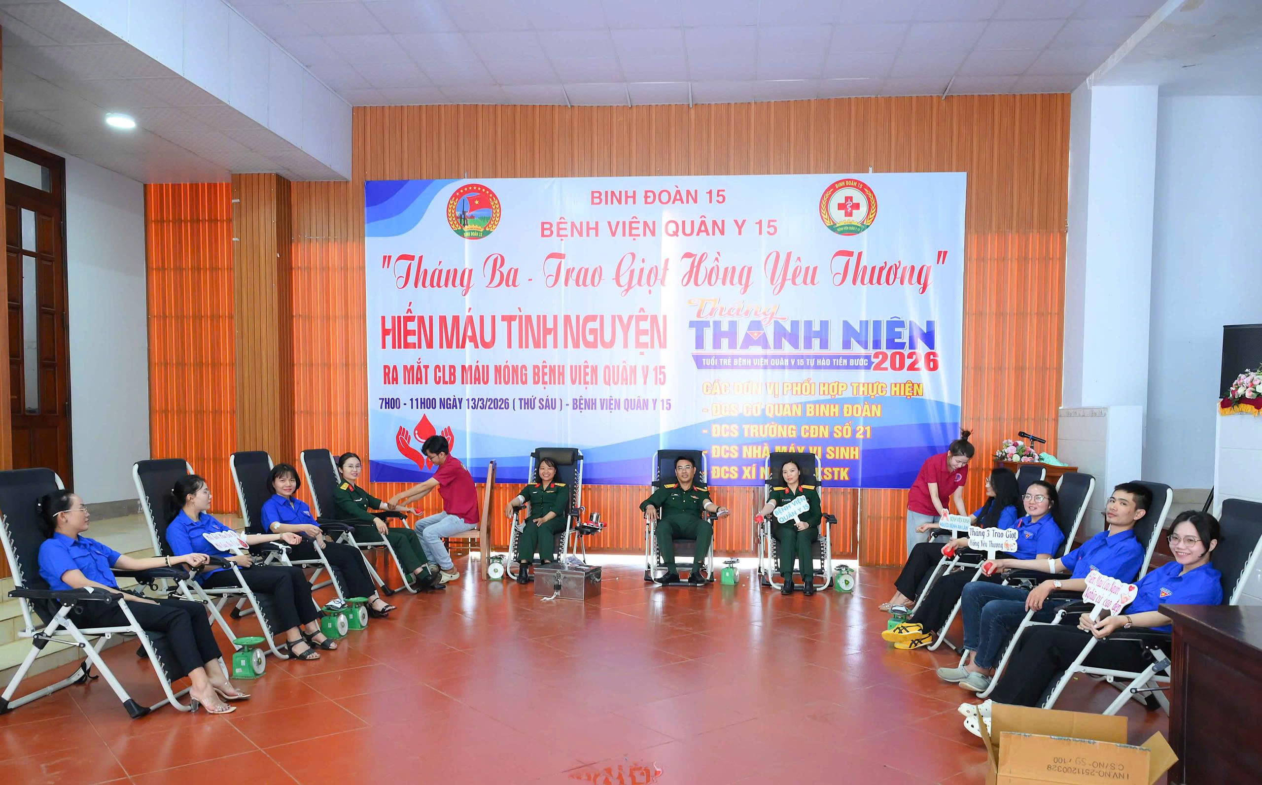 Bệnh viện Quân y 15 tổ chức hiến máu tình nguyện “Tháng Ba - Trao giọt hồng yêu thương”
