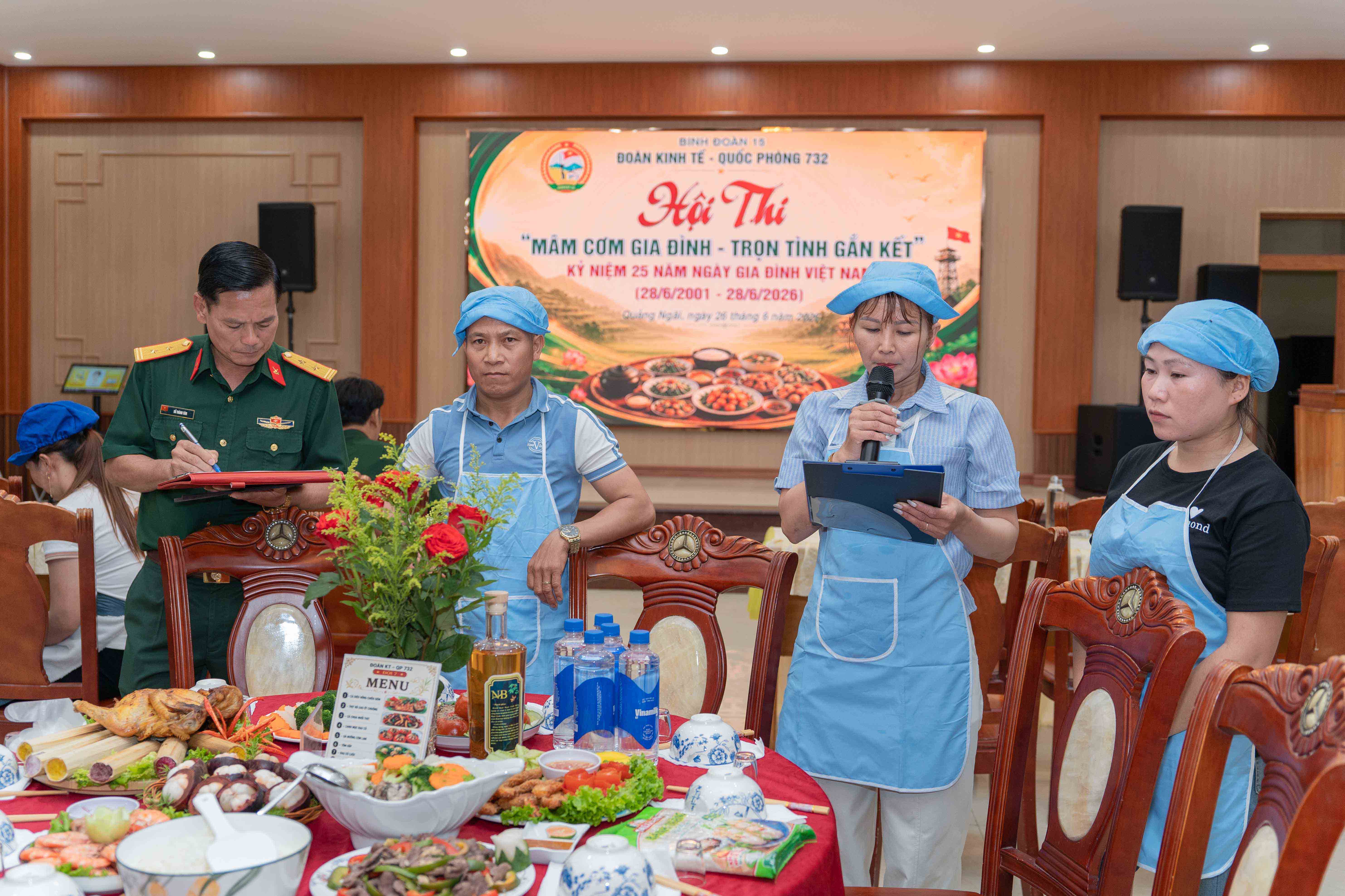 Đoàn KT-QP 732 sôi nổi Hội thi “Mâm cơm gia đình - Trọn tình gắn kết”