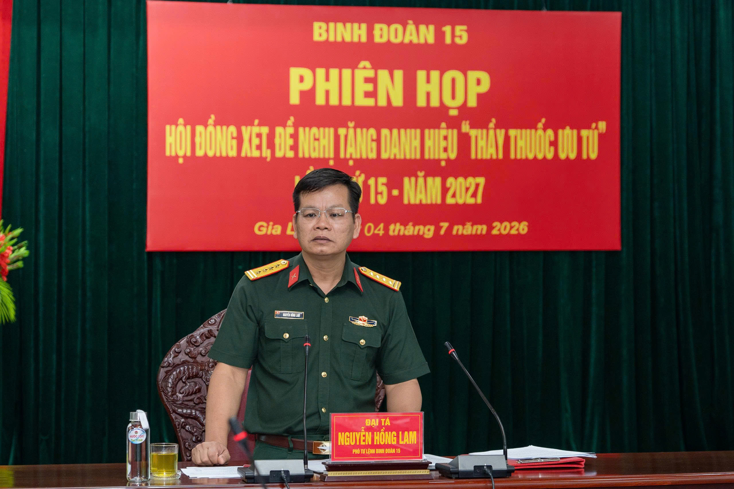 Binh đoàn 15 lấy phiếu tín nhiệm xét tặng danh hiệu “Thầy thuốc Ưu tú”